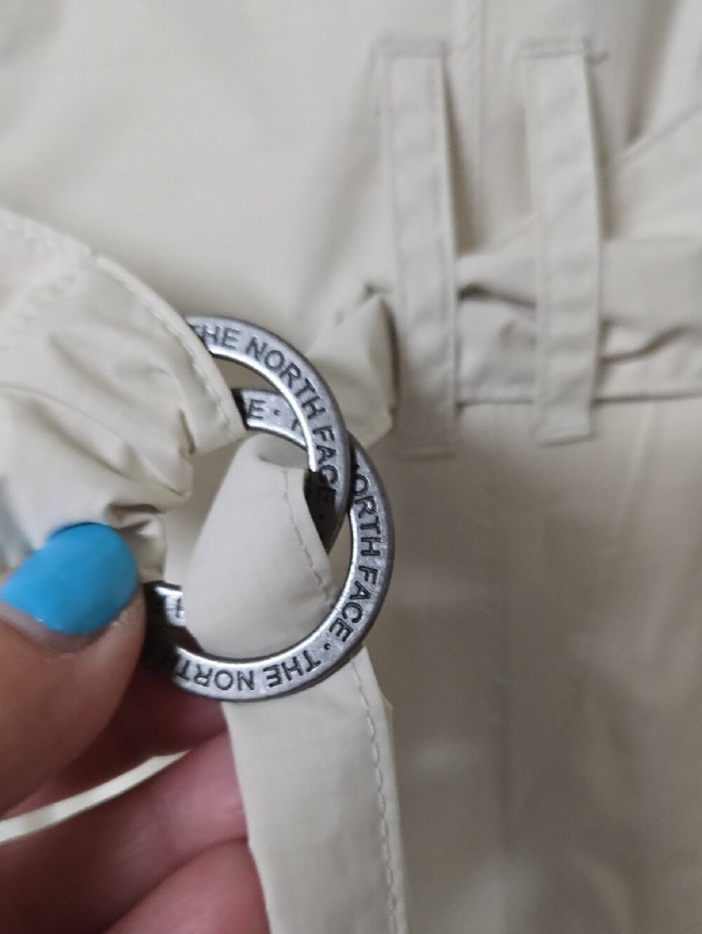 The North Face Hyvent Womens XS Cream Hooded Raincoat with Belt - Picture 5 of 12